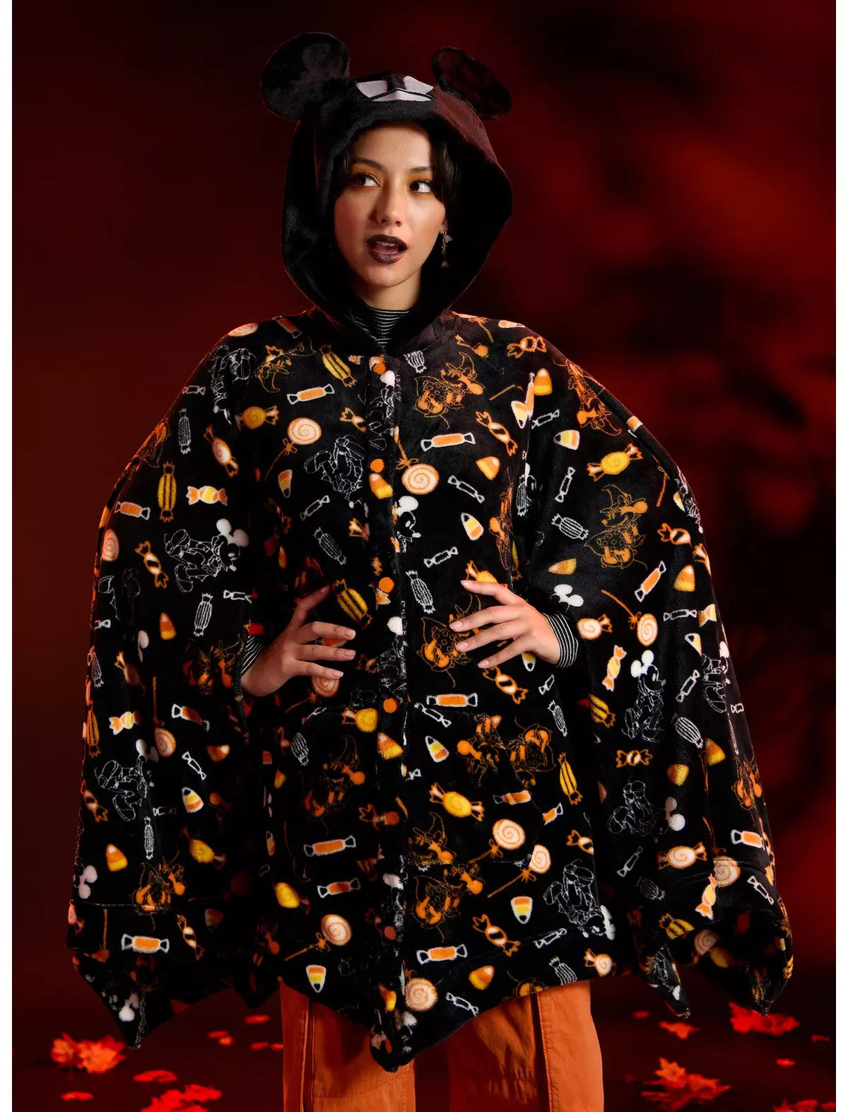Her Universe Disney Halloween Girls Fuzzy Hooded Cape