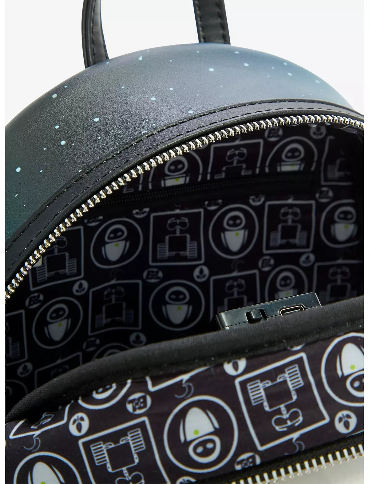 WALL-E – EVE – Mini sac à dos Loungefly 3D lumineux | BoxLunch Exclusive